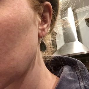 Kendra Scott Jewelry - Kendra Scott Black Pearl Camila Earrings Kendra Scott Jewelry - Kendra Scott Black Pearl Camila Earrings